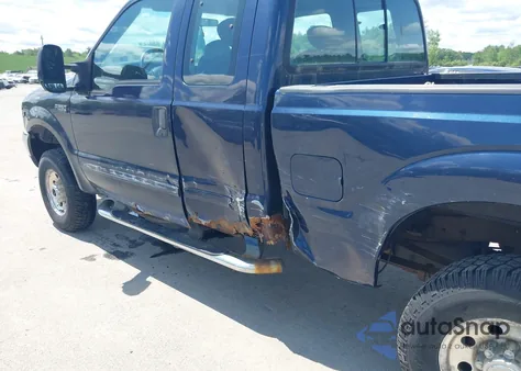 2002 Ford F-250 Lariat/Xl/Xlt из США, поврежденный, VIN 1FTNX21L72EB65572